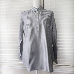 Gap maternity boyfriend striped shirt size M.